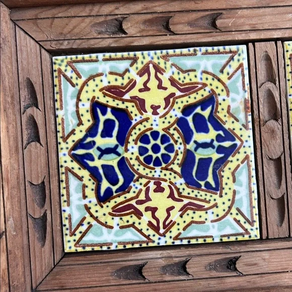Vintage Mexican Hand Carved Wood Tray w/ Talavera Tile - Picture 3 of 6